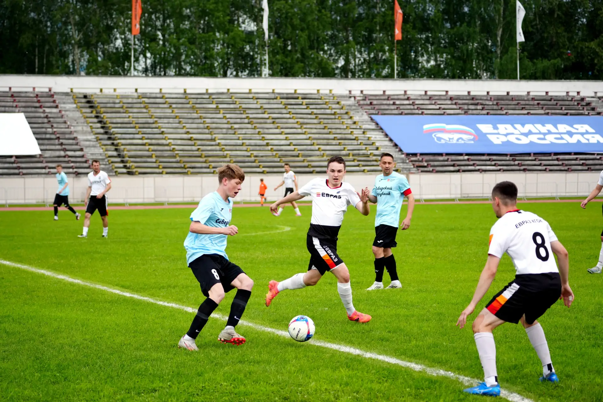 ⚽ Дважды вперёд, дважды наравне: «Северский трубник» вырвал ничью у «Горняка»

В 8-м туре Чемпионата