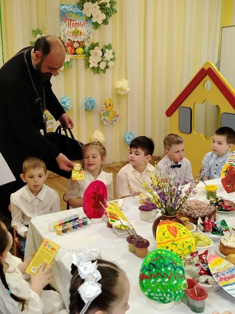 ✨ Светлый праздник Пасхи в нашем детском саду! ✨ 
 
На этой неделе мы вместе встретили светлый празд