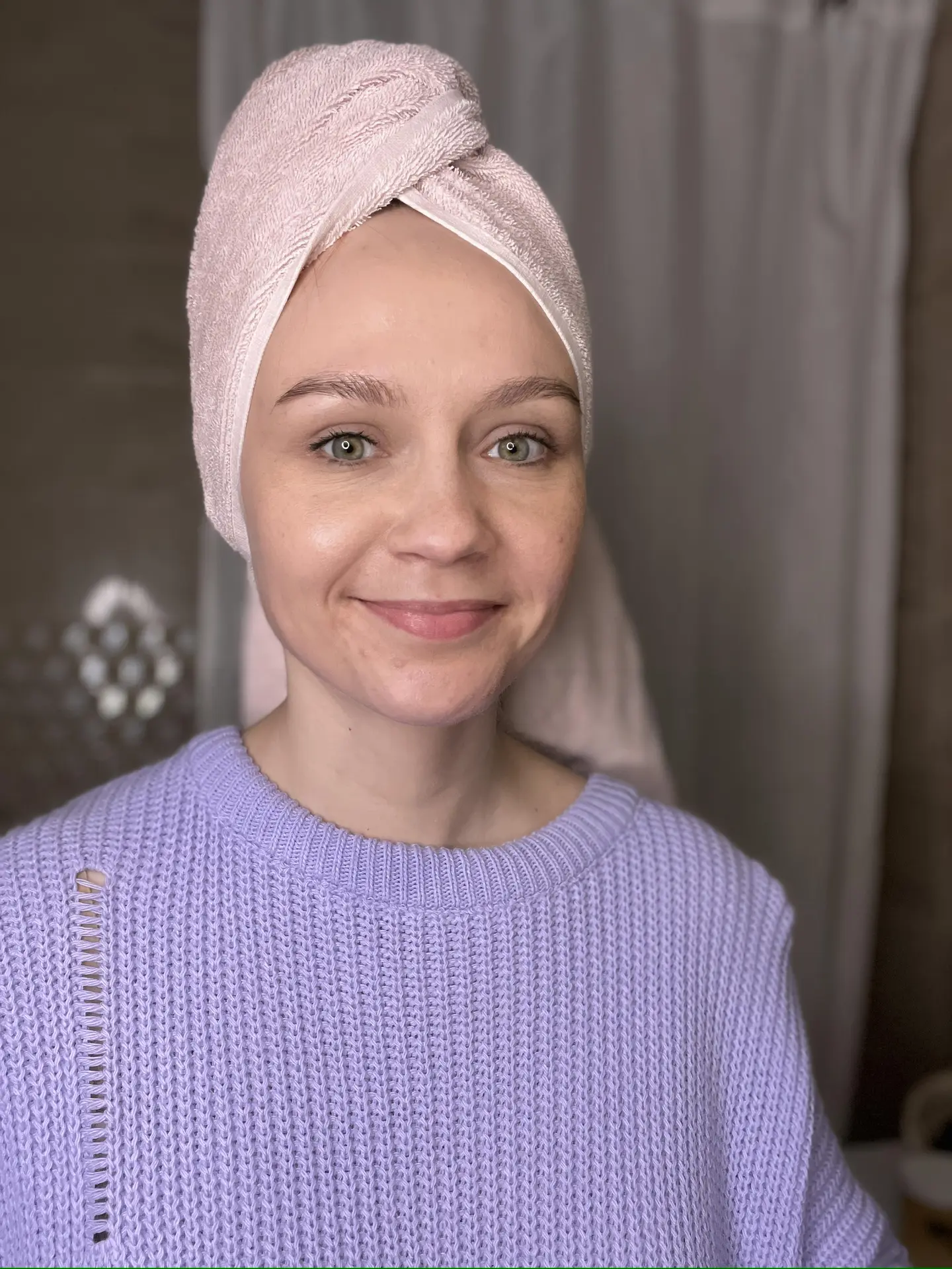 Сделала фотку для поста и возмутилась. Очень результат напоминает ИИ, хотя сделано на телефон. Такое