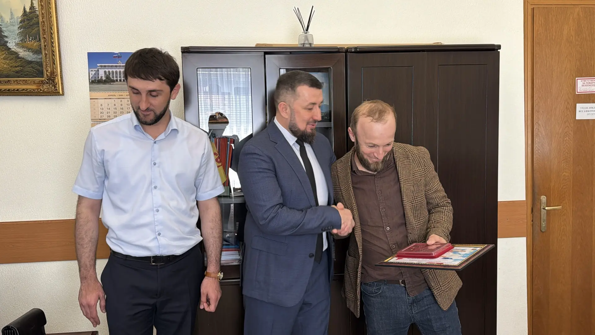 Сегодня наш земляк Магомедалиев Мурад Магомедгаджиевич был награждён медалью «Герой тыла». Эта высок