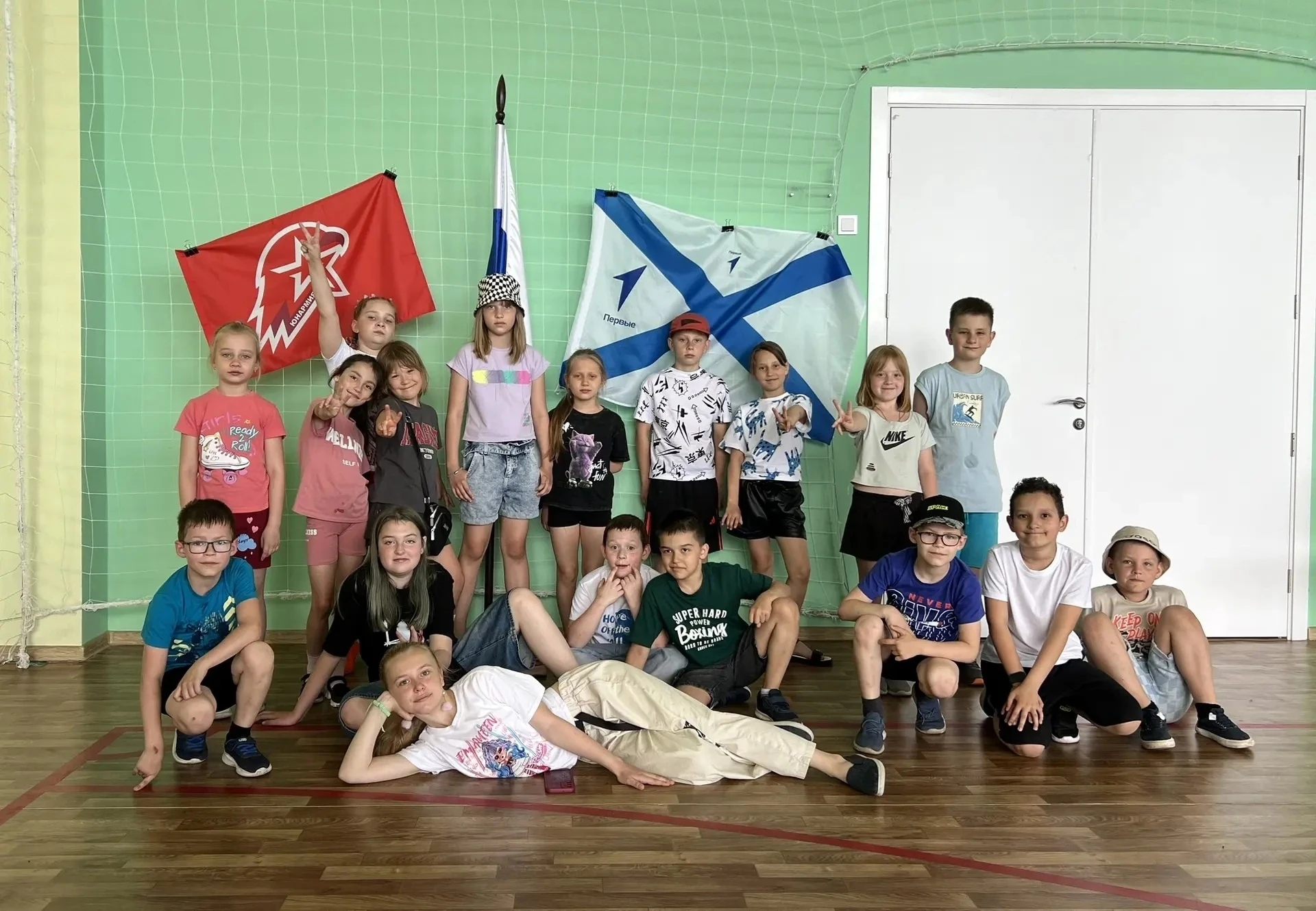 Продолжаем делиться яркими событиями школьного лагеря! 

День седьмой: 
«Юнармия» и истоки нашей сем