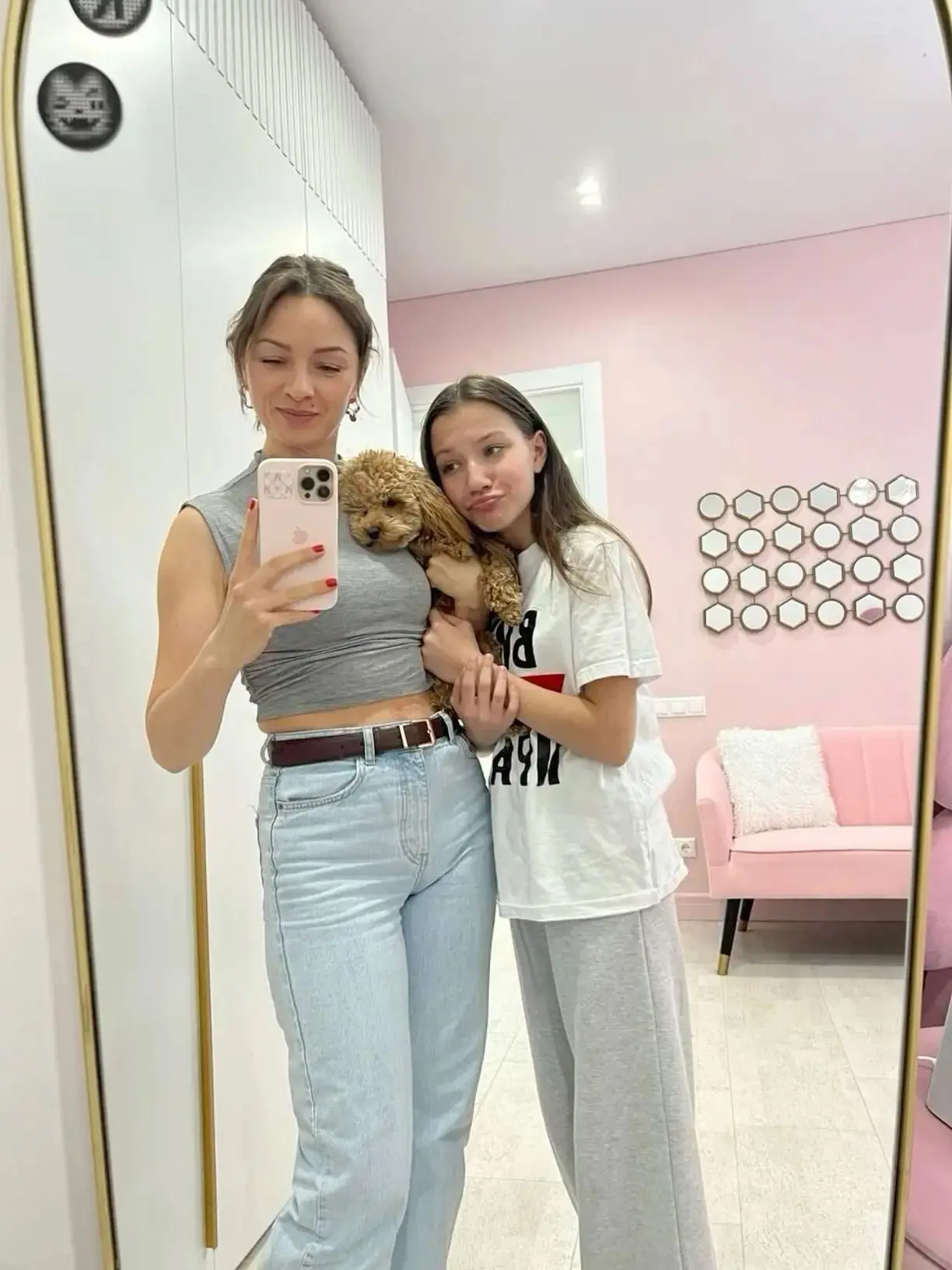 Песик🤩🤩🤩

❤️ - милый
