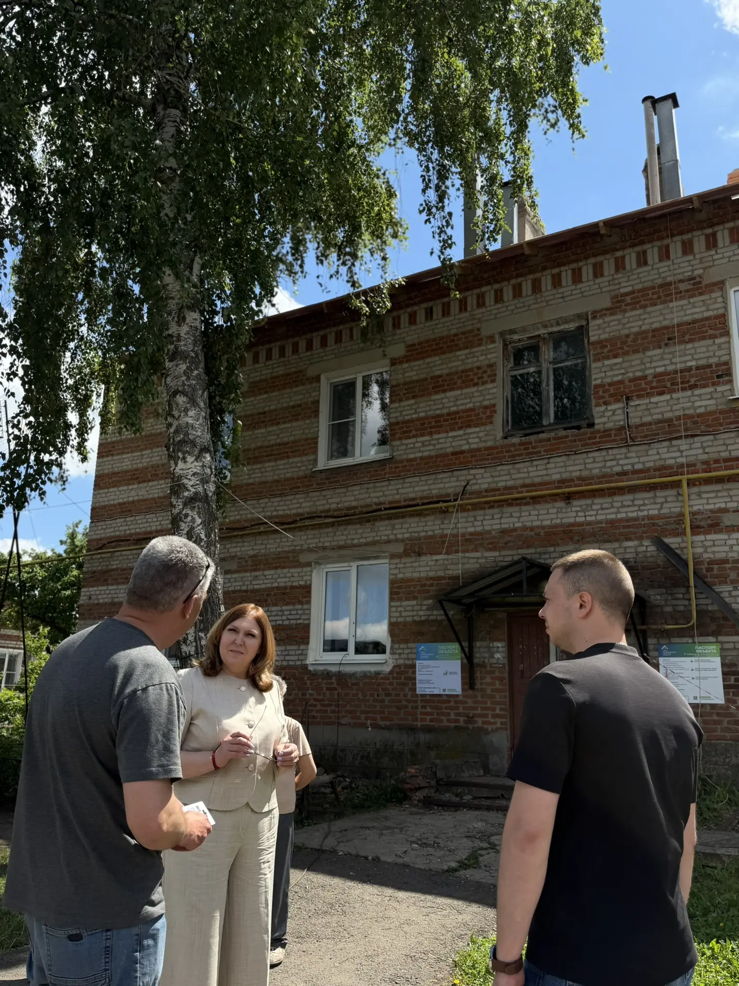 🔹Накануне Анна Курманова совместно с подрядчиком посетили объекты капитального ремонта в Рассказово