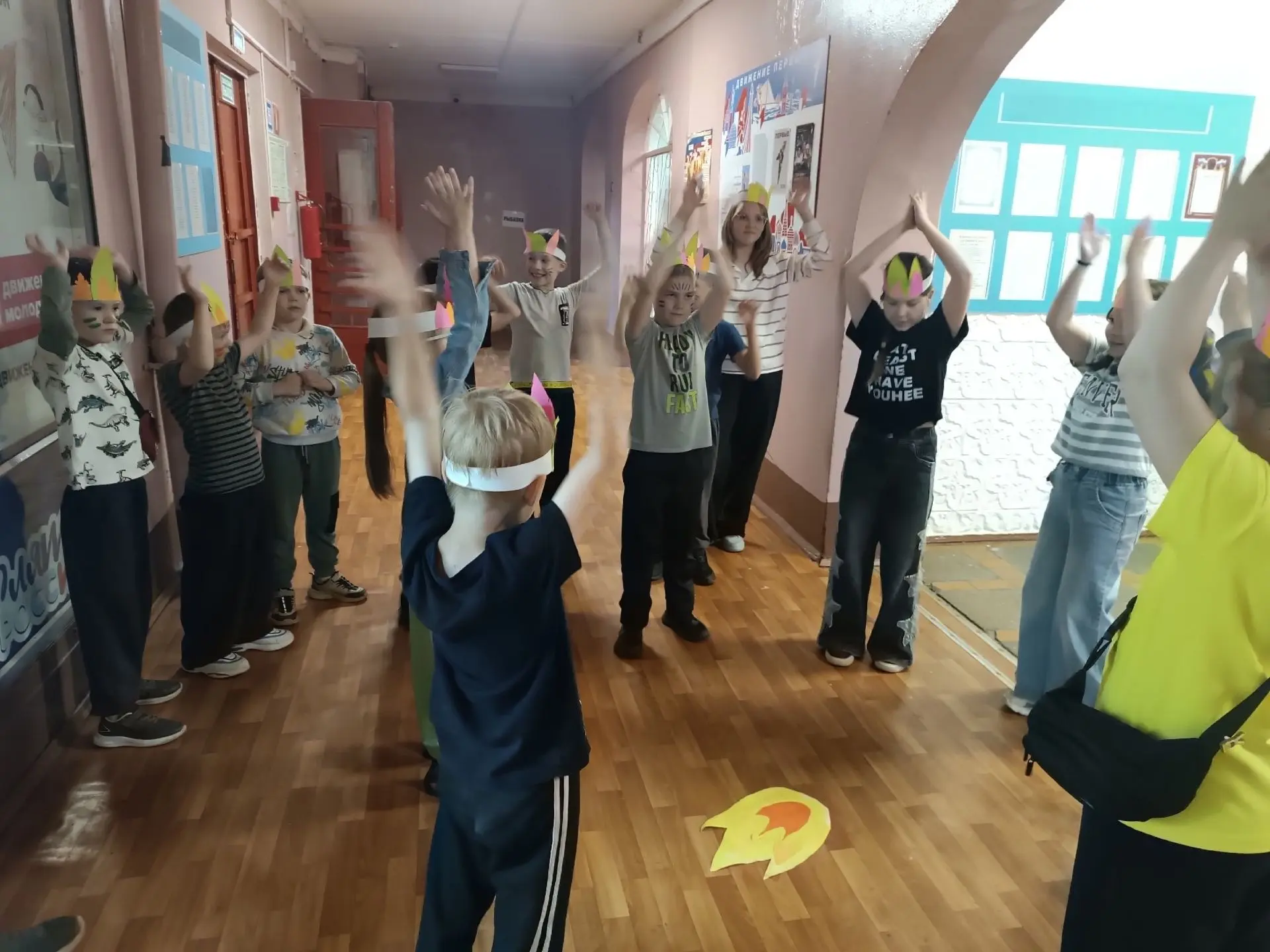 🌾 День индейца в нашем лагере «Солнышко» 🌾

Сегодня в нашем лагере царила настоящая атмосфера древ