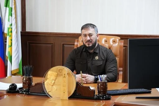 Дорогие друзья!

Рад искренне поздравить Илеса Масаева с назначением на ответственный пост министра 