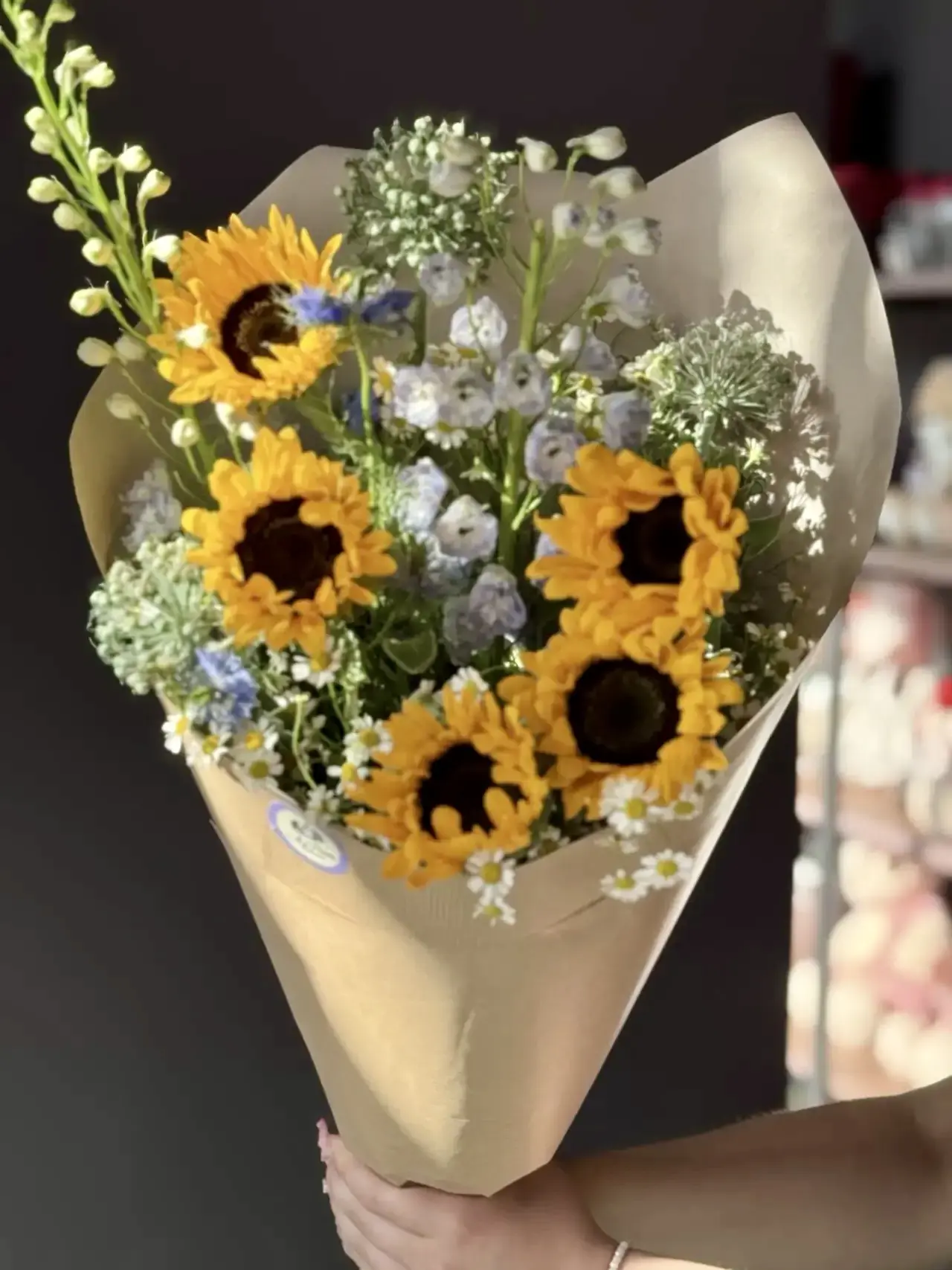Ваш персональный цветочный сервис My Flowers (Мои Цветы)♥️
– Доставляем стильные букеты и положитель