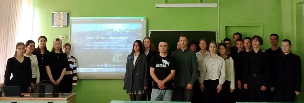 Профориентационная беседа

В рамках профориентационной работы для обучающихся 8-11 классов МБОУ СОШ 