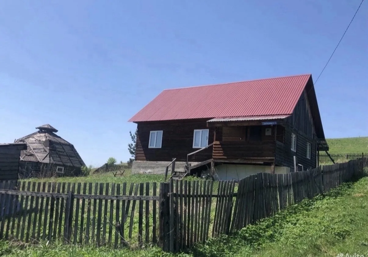 📍 Алфёрово

Продам дом в п. Алфёрово 
Площадь 50 кв. м.
Участок 13 соток. 

🍋Цена: 5 млн рублей
☎️
