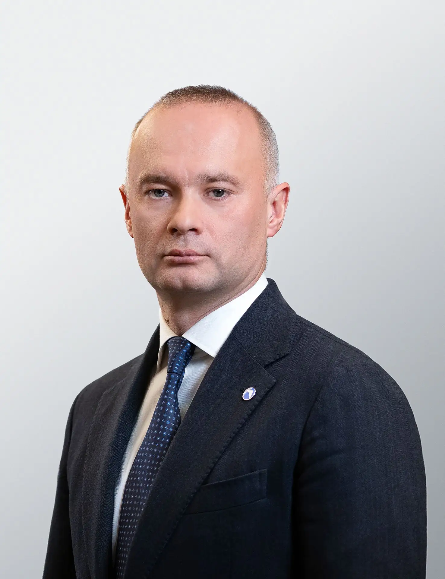 От всей нашей команды «Объединенной авиастроительной корпорации» поздравляю сотрудников и ветеранов 