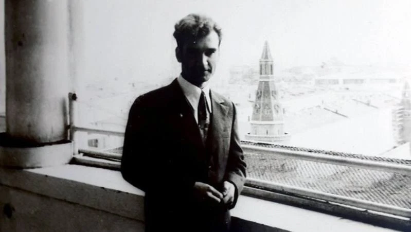 ❗️Человек, который спас мир

26 сентября 1983 года советский офицер Станислав Петров заметил на экра