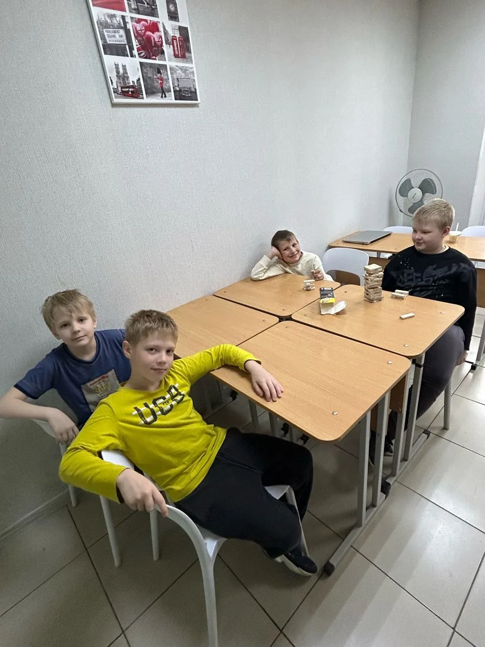 #Летняя_школа_2026 #1_неделя #1_день #2_половина_дня

Здравствуйте, родители юных гейм-дизайнеров! �
