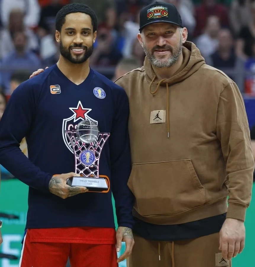 Звездная встреча на финале Единой лиги ВТБ! 🏀

Баскетболист Мело Тримбл поделился впечатлениями от 