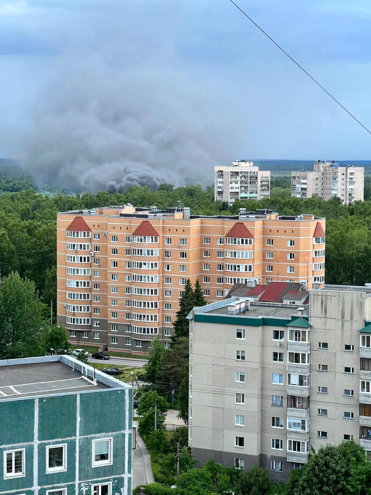 Напротив упаковки жестко горит что-то

От подписчика.