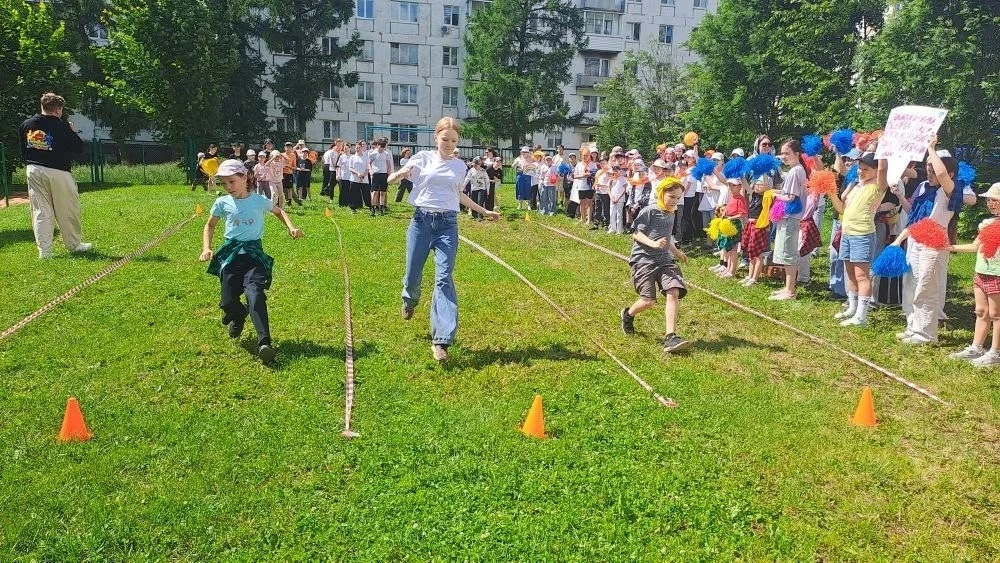 🏃‍♂️ Сегодняшний день в смене «Весёлых картинок» прошёл активно, весело и творчески!

💪 Ребята при