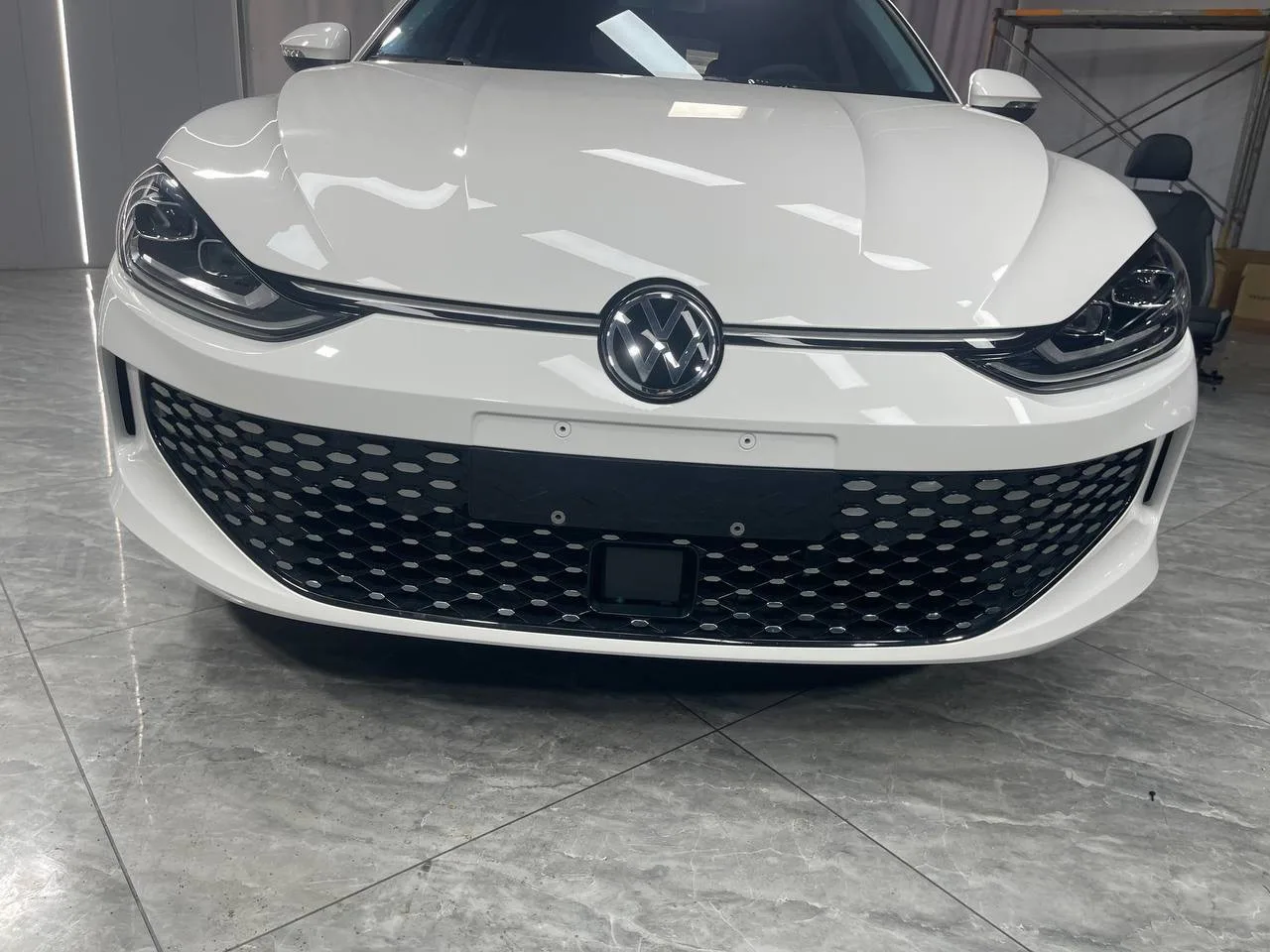 В Китае найден для клиента под заказ а/м

Бренд: Volkswagen
Модель: Lomando
Год: 2023
Объём двигател