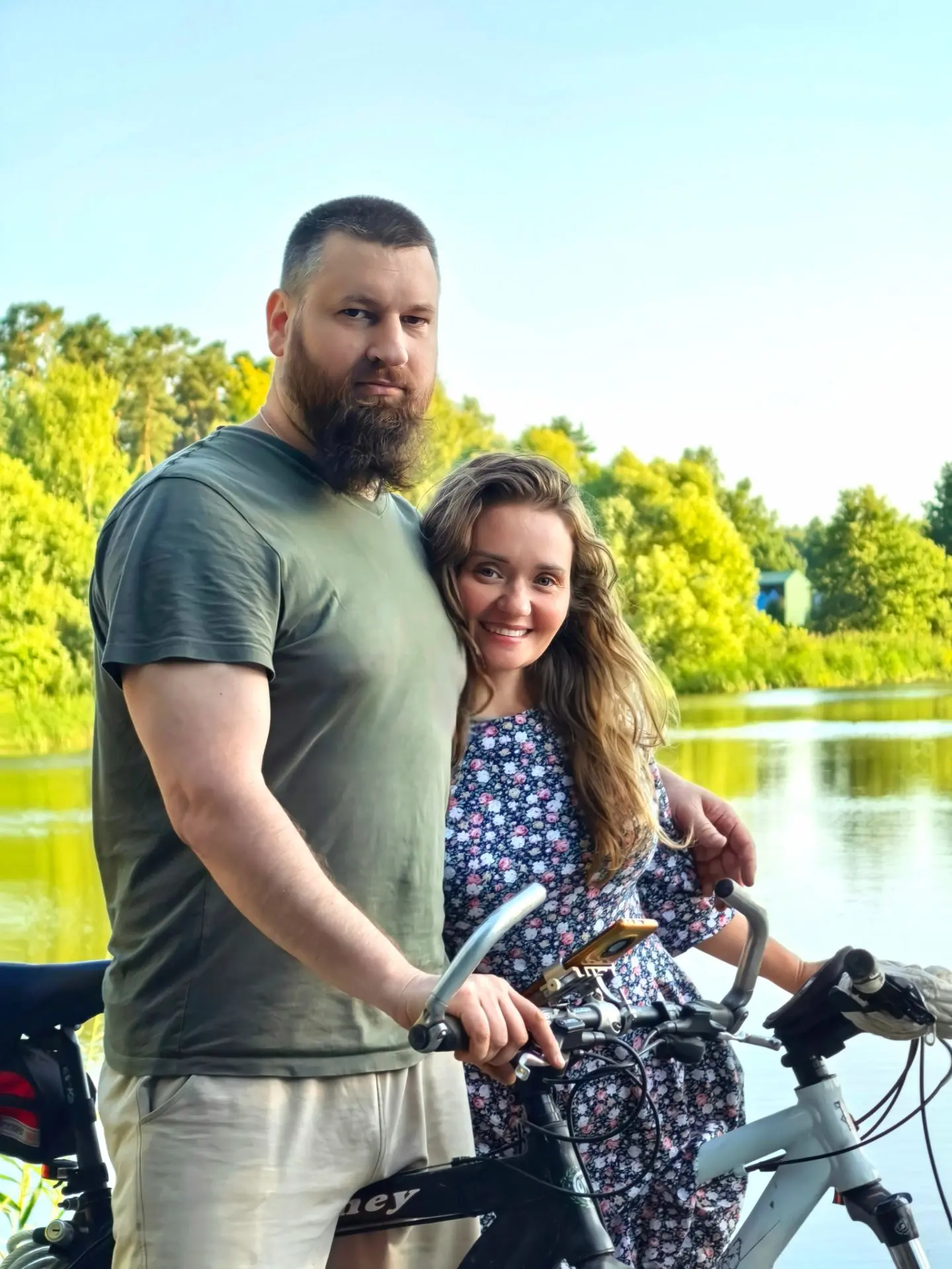 Я мужу всегда говорю, какой он счастливый человек, как ему повезло!✊🤣
А то вдруг успеет что-то друг