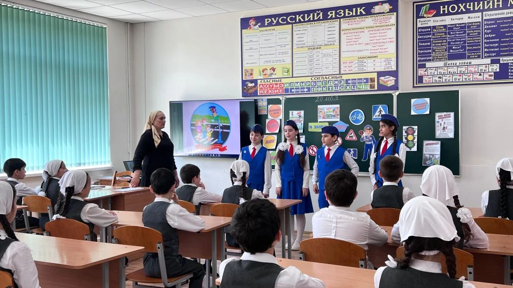 В МБОУ Калиновская НОШ прошла акция «Безопасные каникулы»
Перед началом летних каникул отряд ЮИД «Св