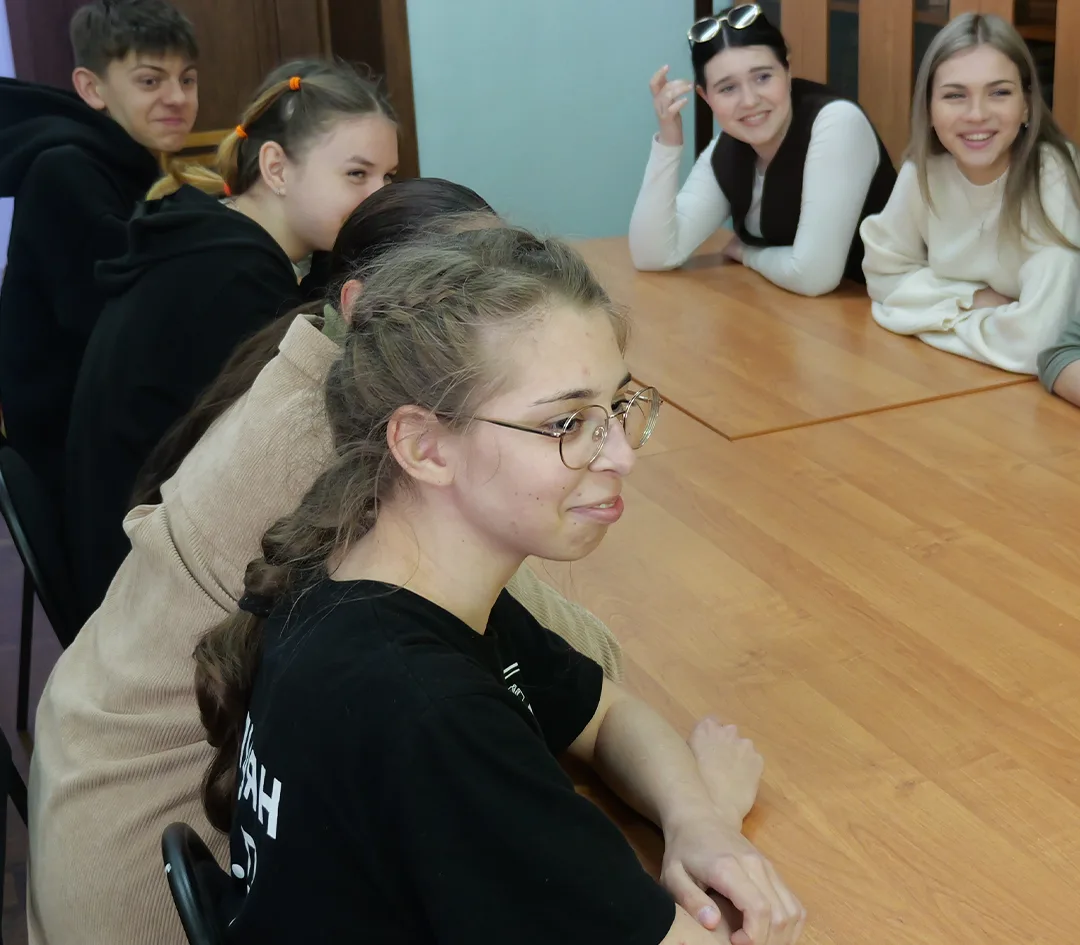 📚 В стенах библиотеки колледжа развернулось не просто ознакомление с книжной выставкой, а настоящее