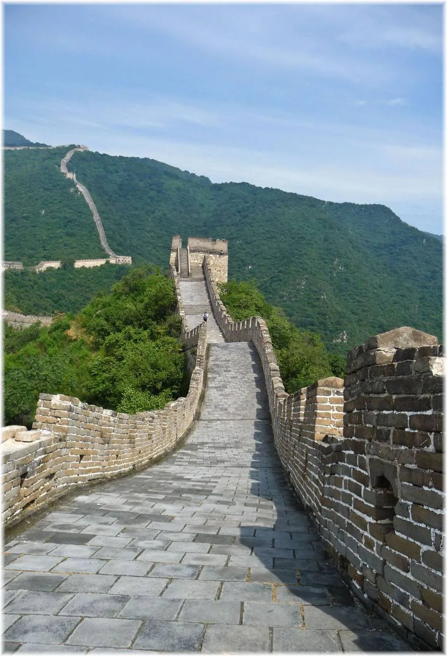 🇨🇳Хотите увидеть сразу несколько граней Китая за одну поездку? Тогда этот маршрут точно для вас! 
