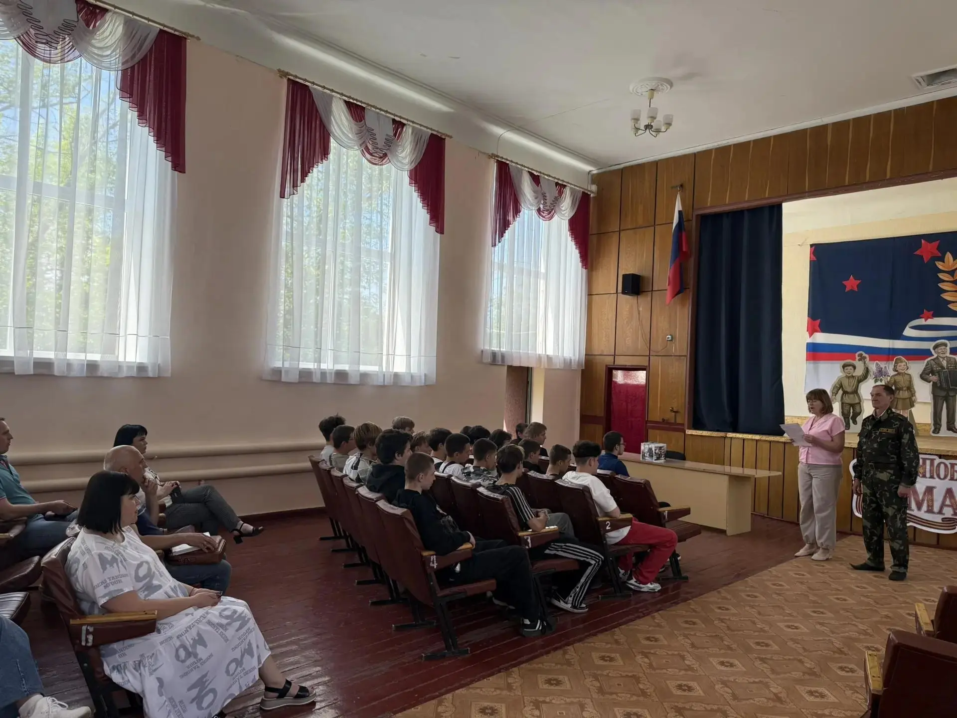 Тревога в стенах колледжа: внеплановые тренировки по отработке действий при вооруженном нападении

В