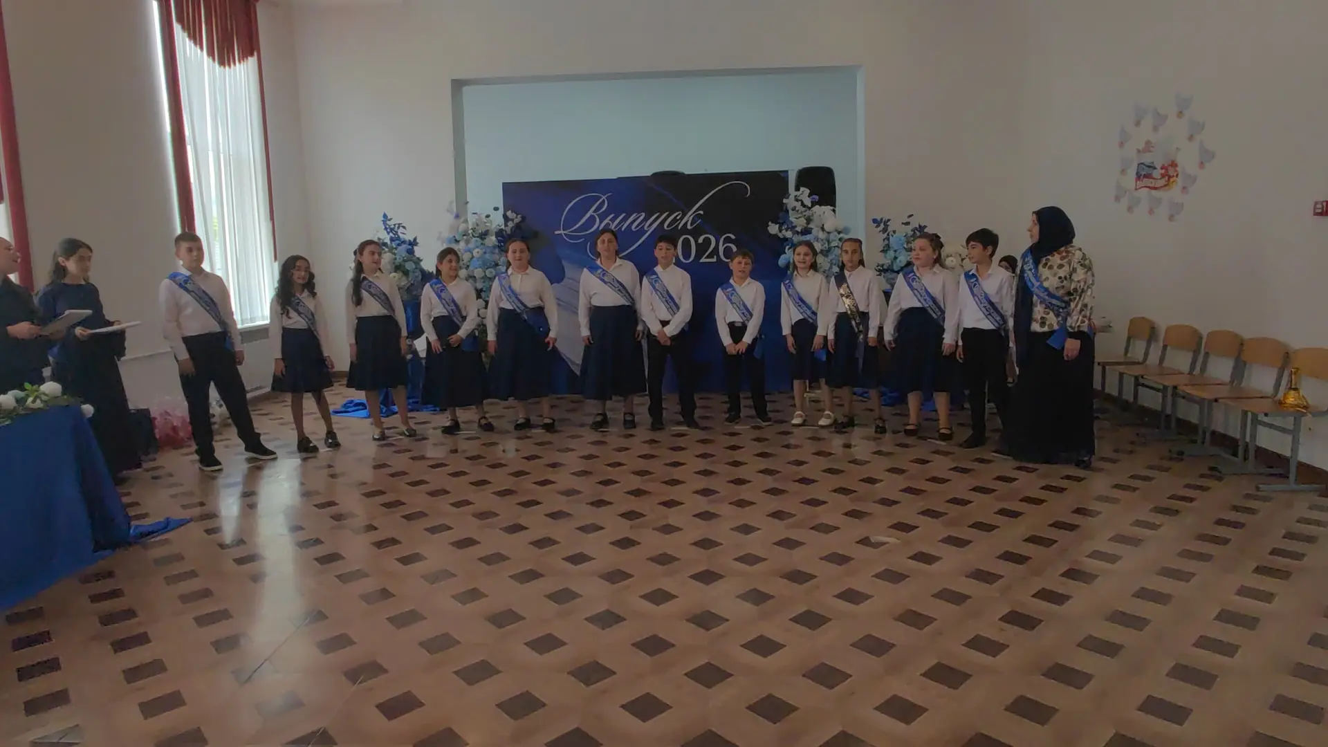 Сегодня особенный день — выпускной 4 «А» класса! Четыре года назад эти ребята впервые переступили по