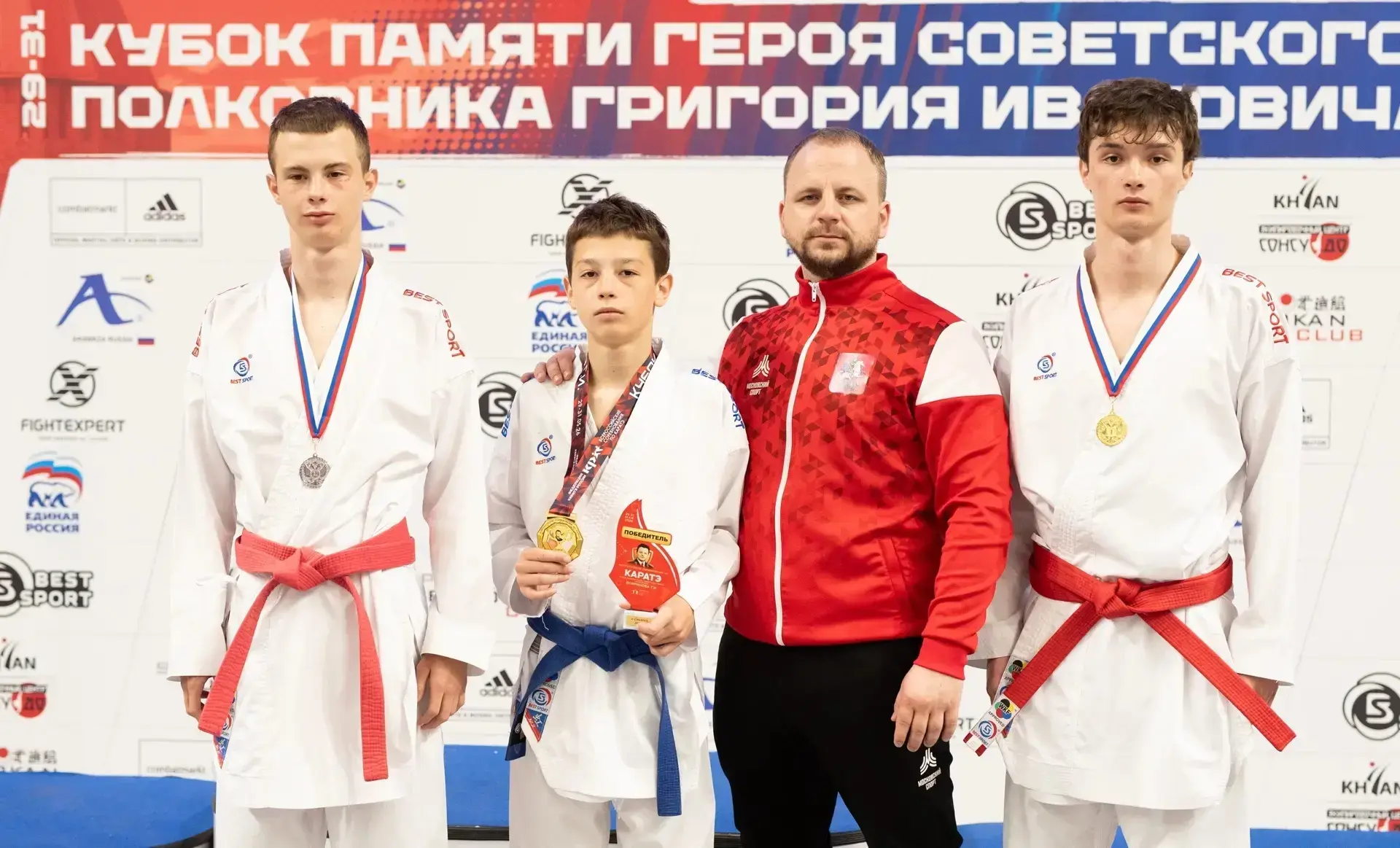 До Спартакиады — один шаг! Наш ученик вышел в финал главного турнира года по каратэ 🥋🔥

🥋 Пока вс