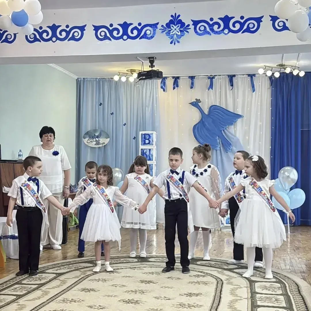 Нежный, трогательный праздник выпуска из детского сада прошёл для ребят логопедической группы «Б». К