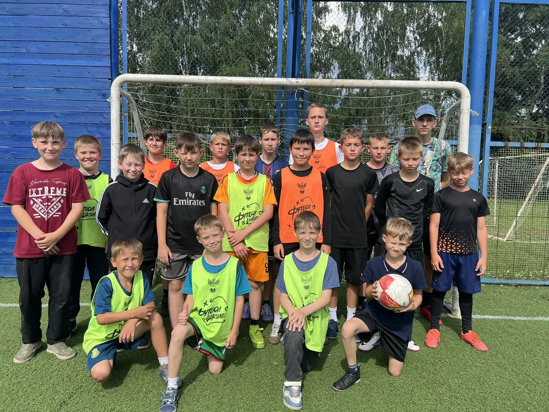 Сегодня в рамках празднования Дня молодёжи на стадионе прошёл захватывающий турнир по фиджитал-футбо