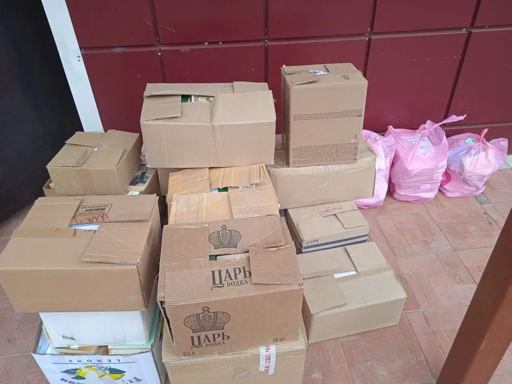 🌿Волонтеры 8 «Б» класса и их руководитель Марина Николаевна Габриш продолжают заботиться о природе 