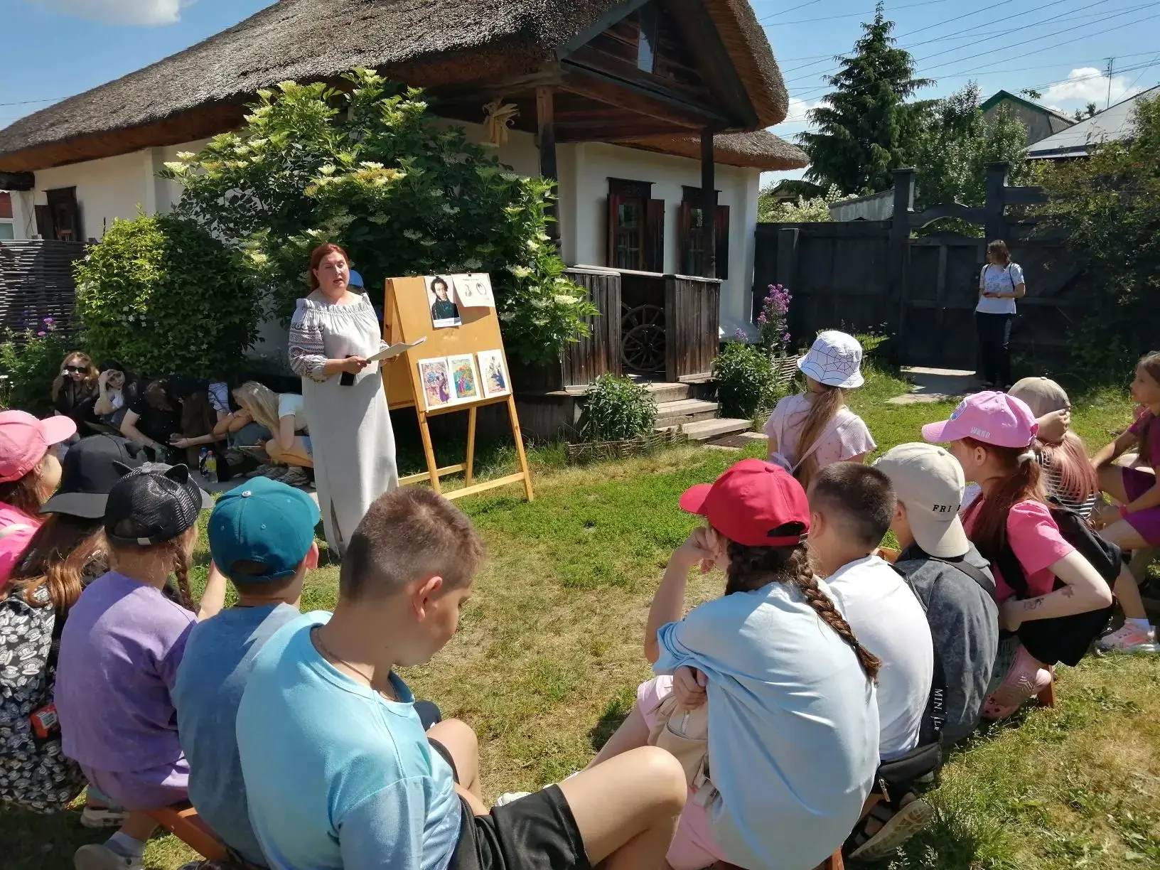 📅 6 июня — День русского языка!
🌸️Сегодня весь мир отмечает праздник, посвящённый памяти великого 