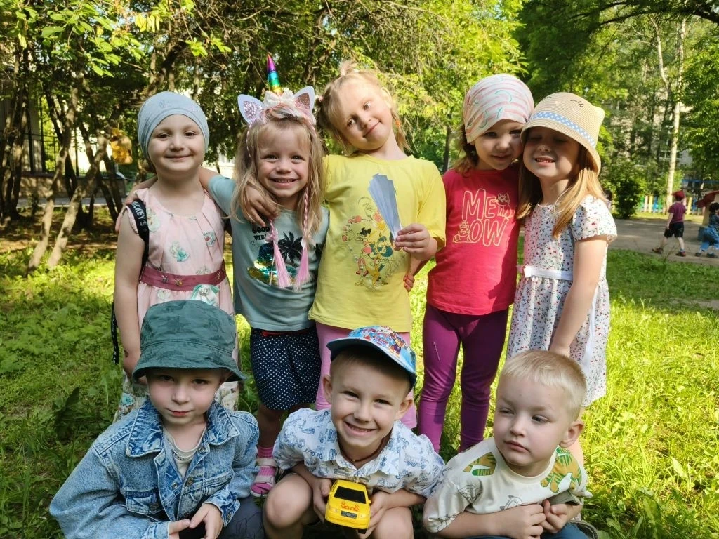 😍 9 июня – международный день дружбы! 
В младшей группе "Ромашка"  этот день прошёл очень весело и 