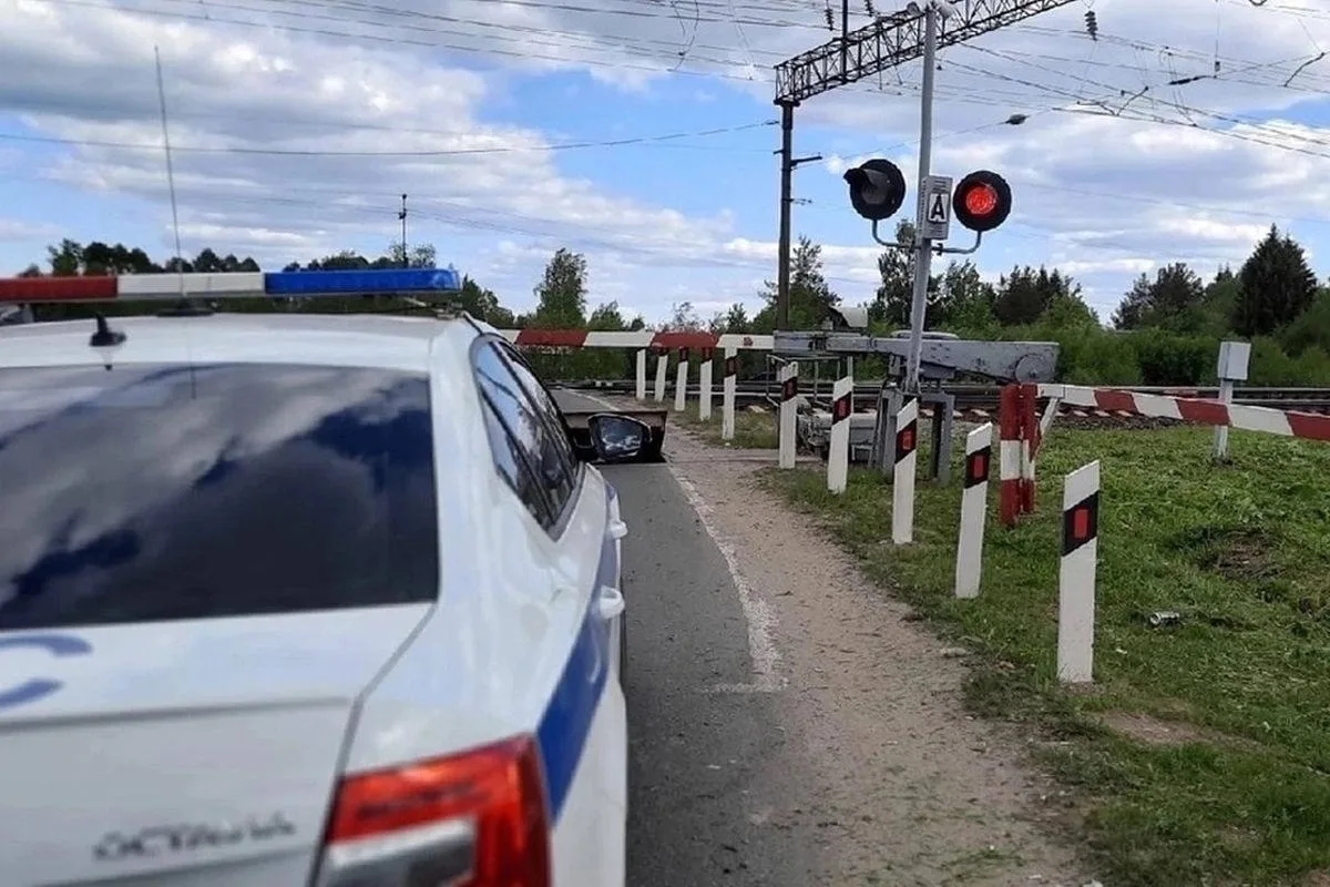 ⛔20 марта будет ограничено движение транспорта через железнодорожный переезд на станции Чебсара. 
 
