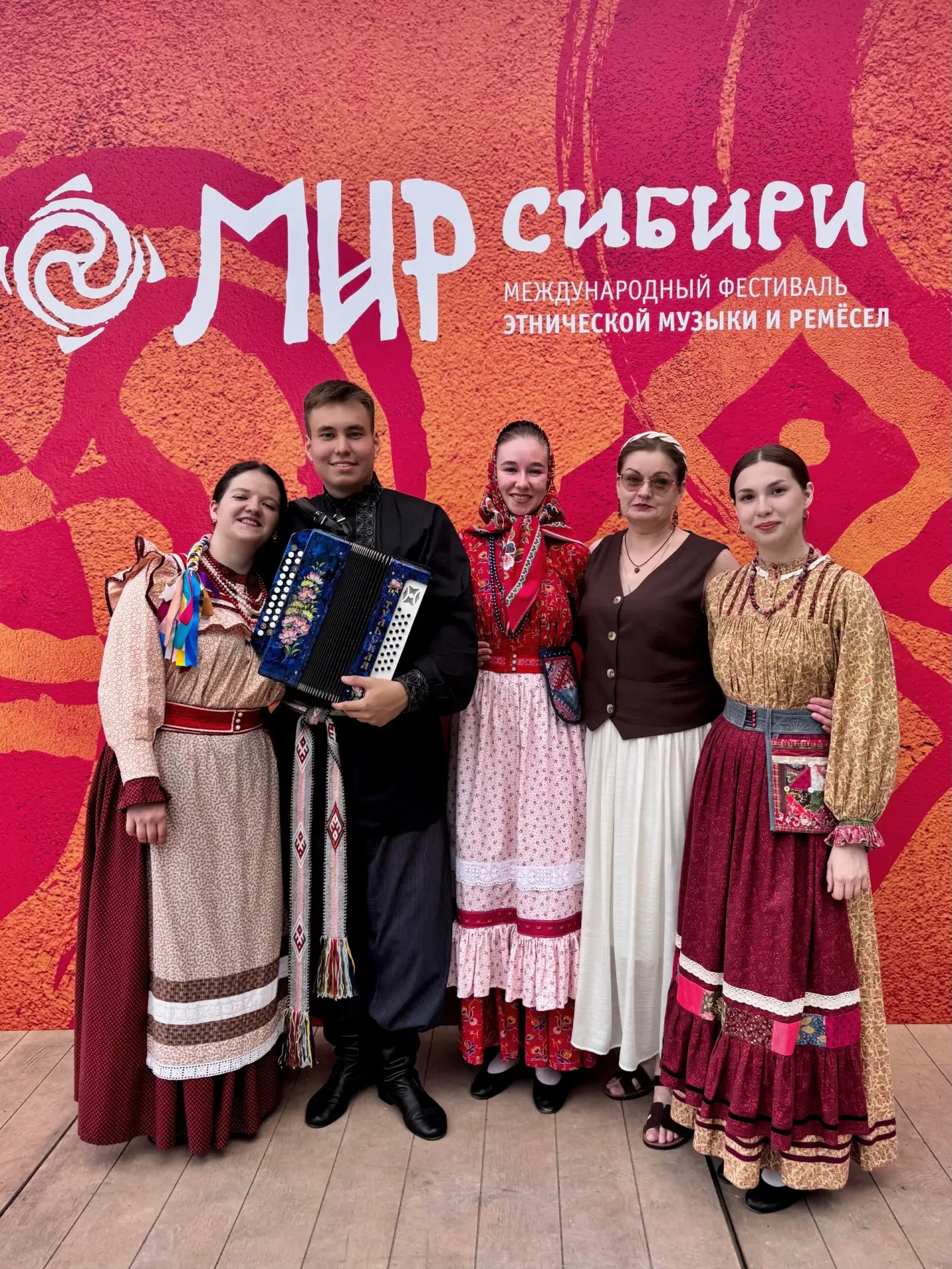 Студенты института искусств - лауреаты и дипломанты Международного фестиваля этнической музыки и рем
