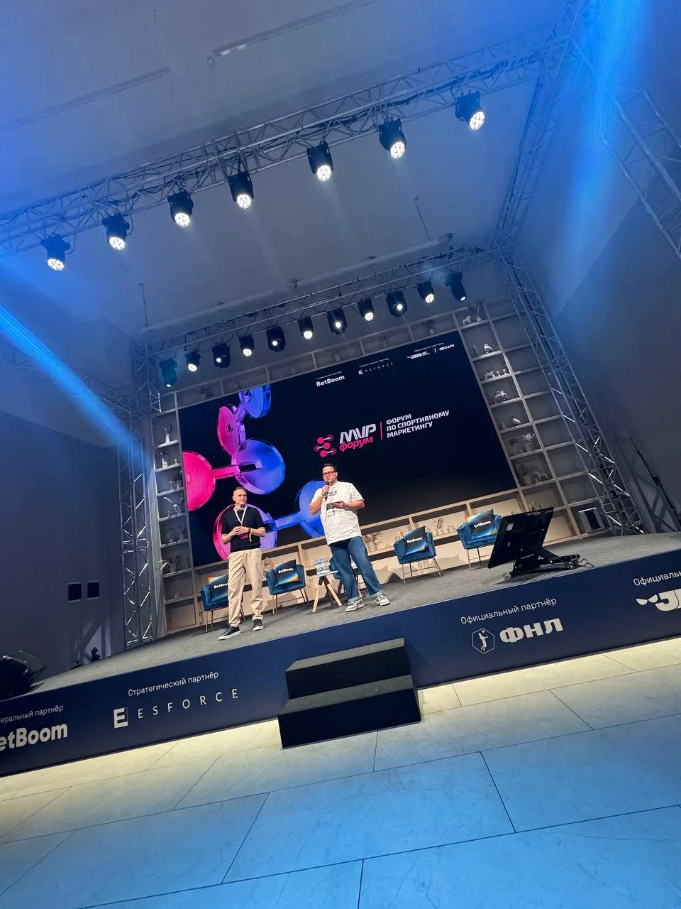 ↩️ Переслано от: **A LIVE**
Вспомним, что у нас существует канал A LIVE с прямыми трансляциями и про