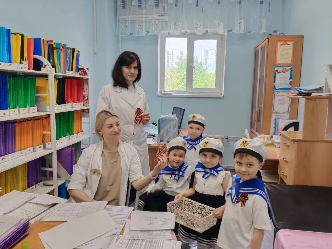 Акция «Георгиевская лента»
«Дым и пламень»

Воспитанники средних групп №8 и №6, , родители, воспитат
