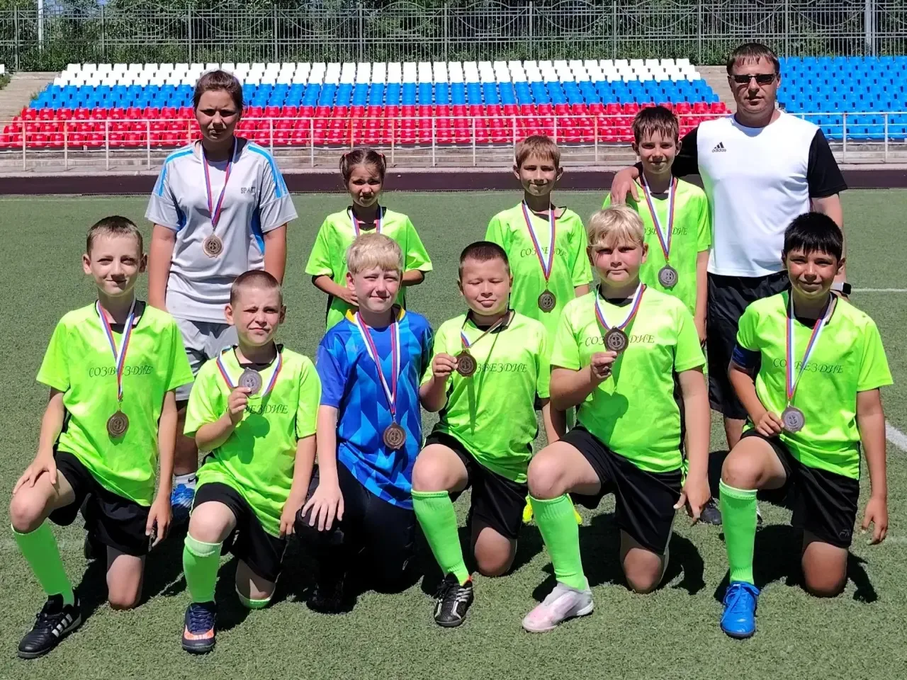 🏆 Бронза у  подросткового клуба «Созвездие»!

Наши парни из подросткового клуба «Созвездие» при Цен