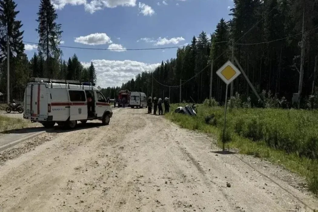 Погибший в смертельном ДТП в Сыктывкаре мужчина ездил без водительского удостоверения

Мужчина 1966 