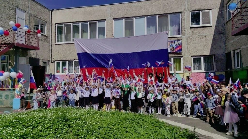 🇷🇺 В начале лета, 12 июня, вся наша страна отмечает важный и светлый праздник — День России. В наш