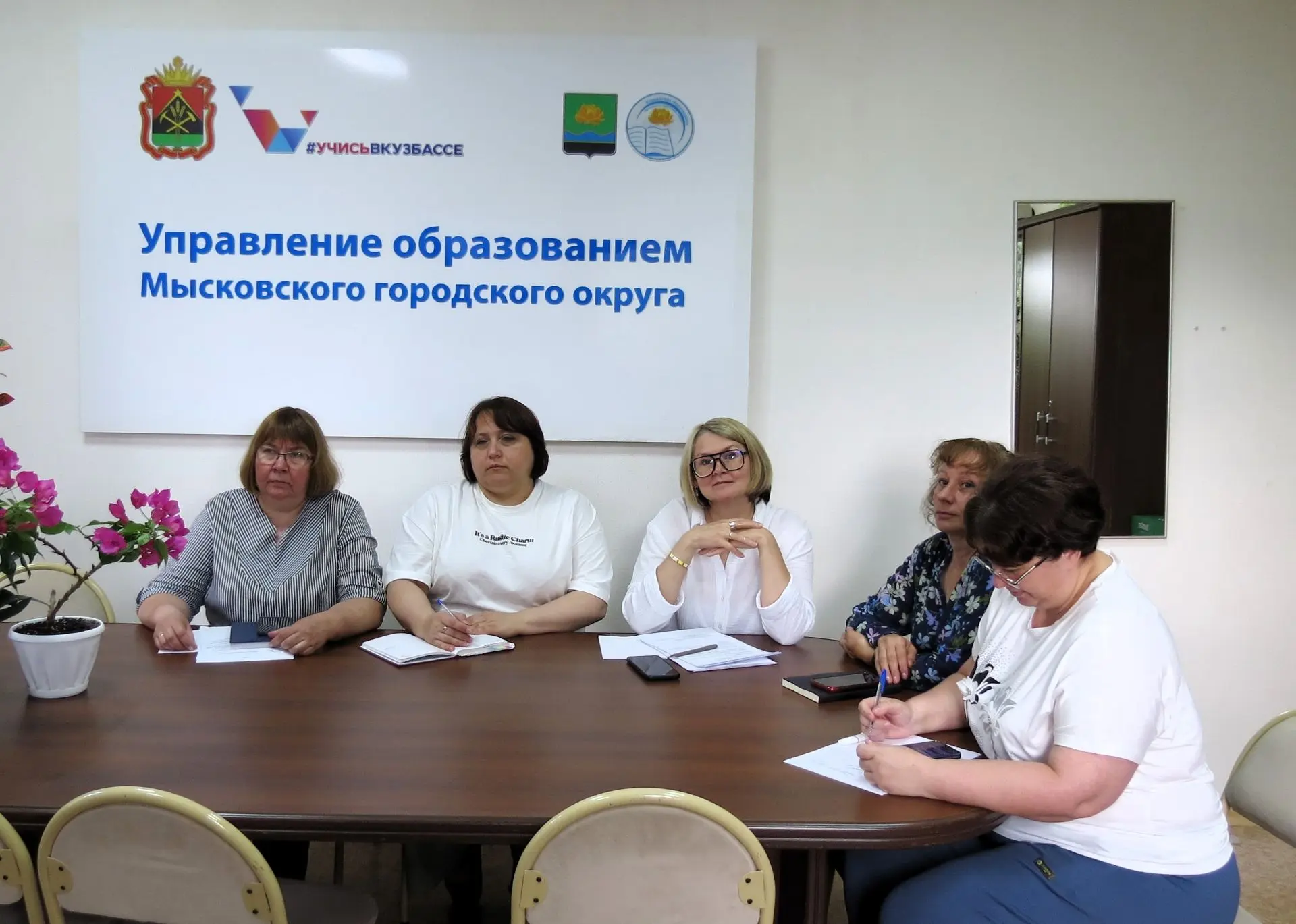 На совещании с Министерством образования Кузбасса обсудили меры профилактики укусов клещей в летний 