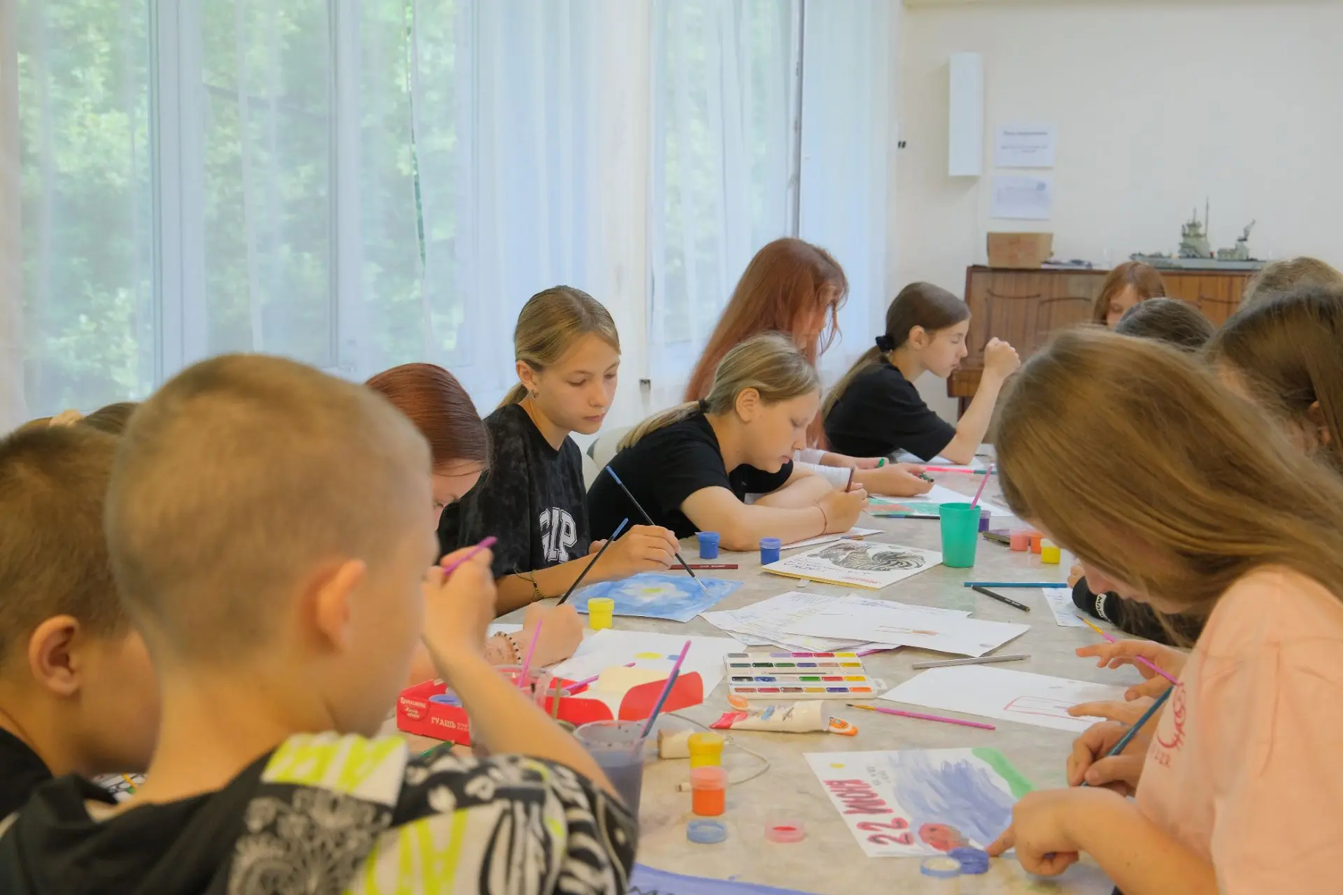 🕊️🖍️ НА «БОРКЕ» ПРОШЛА АКЦИЯ «МЫ ПРОТИВ ВОЙНЫ»: РИСУНКИ, ПОСВЯЩЁННЫЕ 22 ИЮНЯ 🌹🇷🇺 

Сегодня, 22 