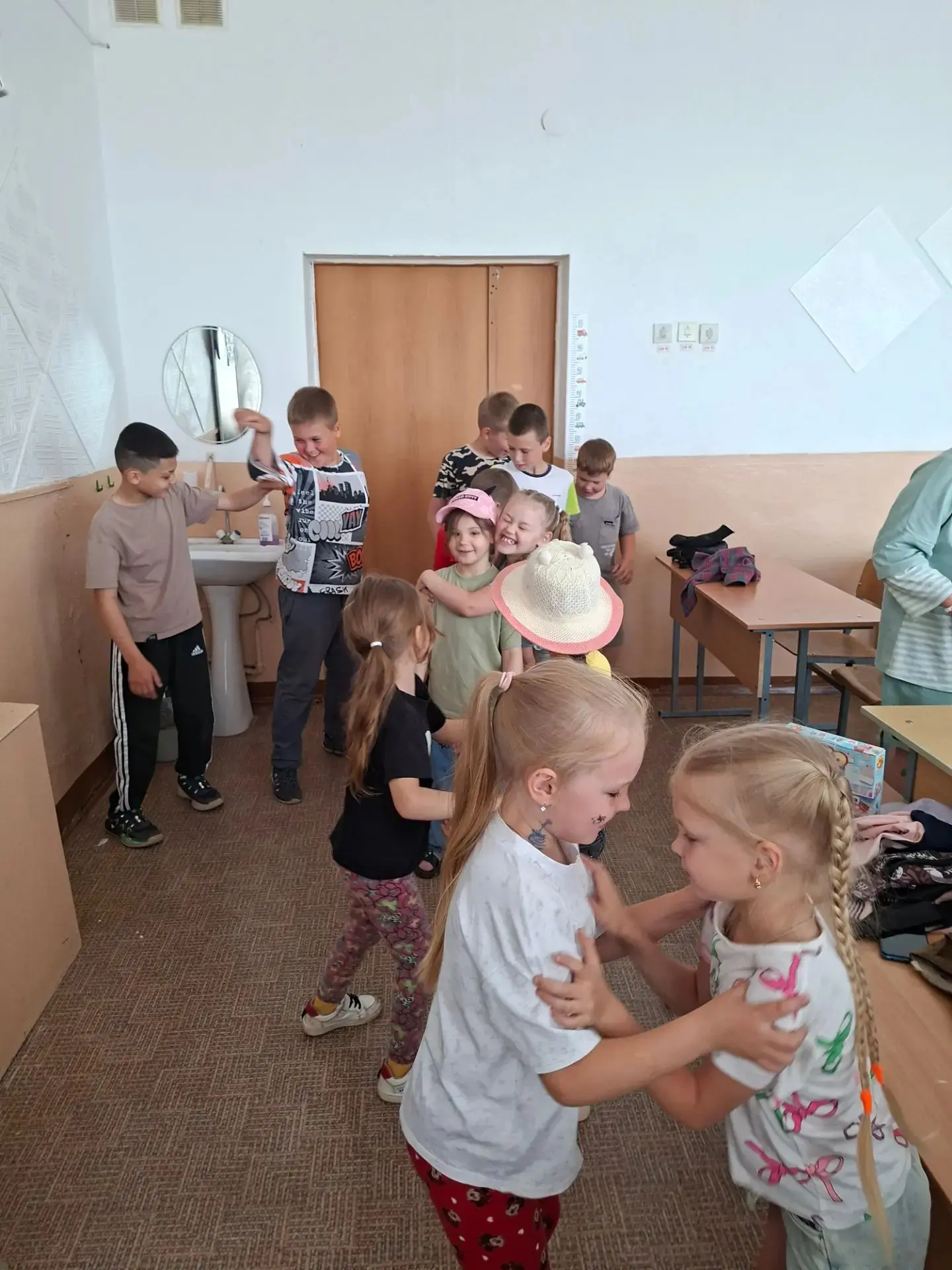 🫂 Сегодня в нашем лагере был особенный день, посвящённый одной из самых важных вещей в мире — вежли