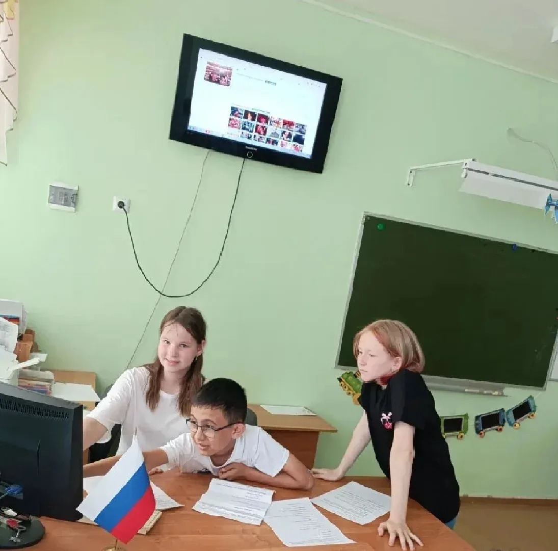 🎉 Волшебство рождается в деталях!

 🎉Ребята 4 отряда, которые участвуют в программе «Театр у микро