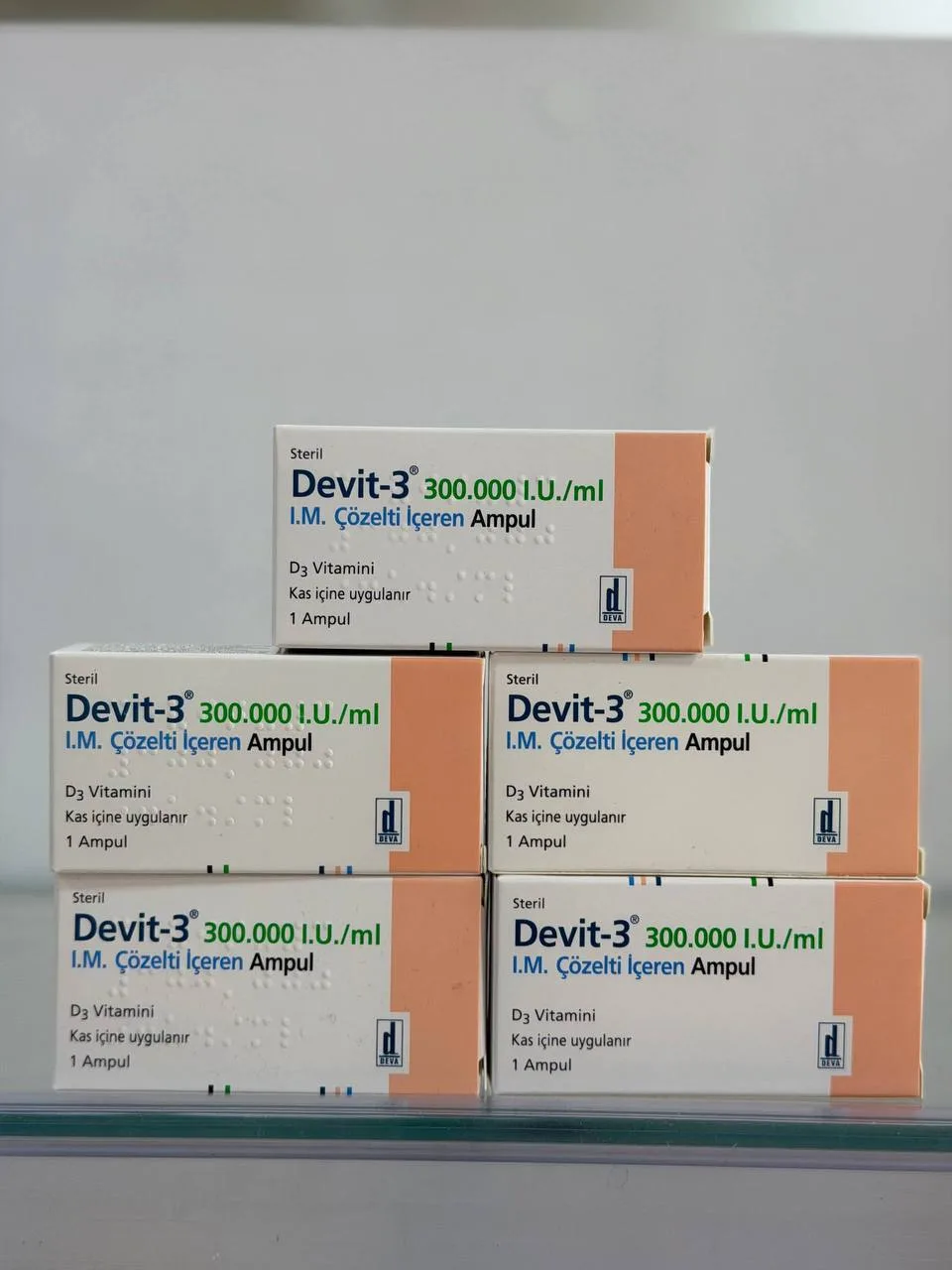 Devit-3 300.000 IU
Высокая дозировка витамина D3.

Применяется для:
• восполнения дефицита витамина 