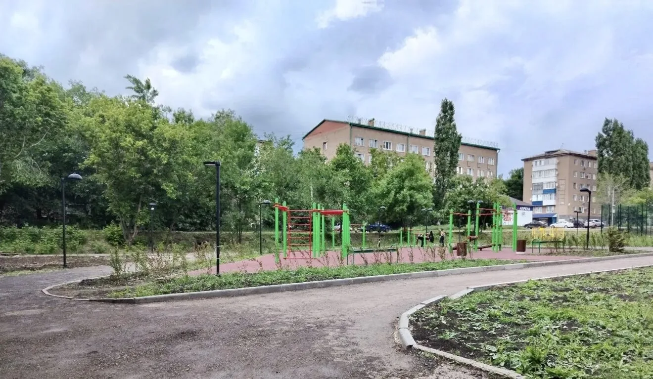 В Бугуруслане на финишную прямую вышло благоустройство сквера «Комсомольский»

На текущий момент гот