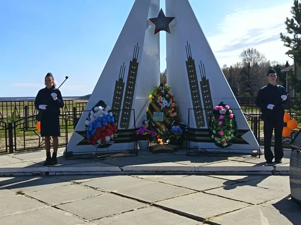 Почётный караул — это дань памяти всем, кто погиб в Великой Отечественной войне. Для современной мол