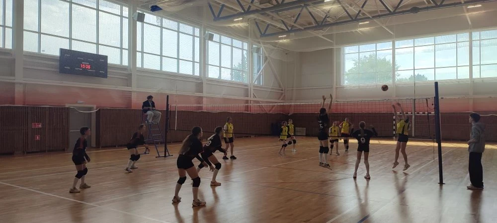 🏐 Первенство Губкина по волейболу: наши девушки показали отличный результат!

Вчера в Губкине прошл