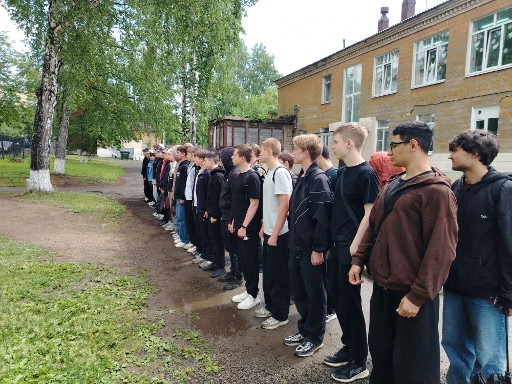 ПОДВЕДЕНИЕ ИТОГОВ: ЗАКРЫТИЕ УЧЕБНЫХ СБОРОВ ДЛЯ ЮНОШЕЙ

Сегодня состоялось торжественное закрытие уче
