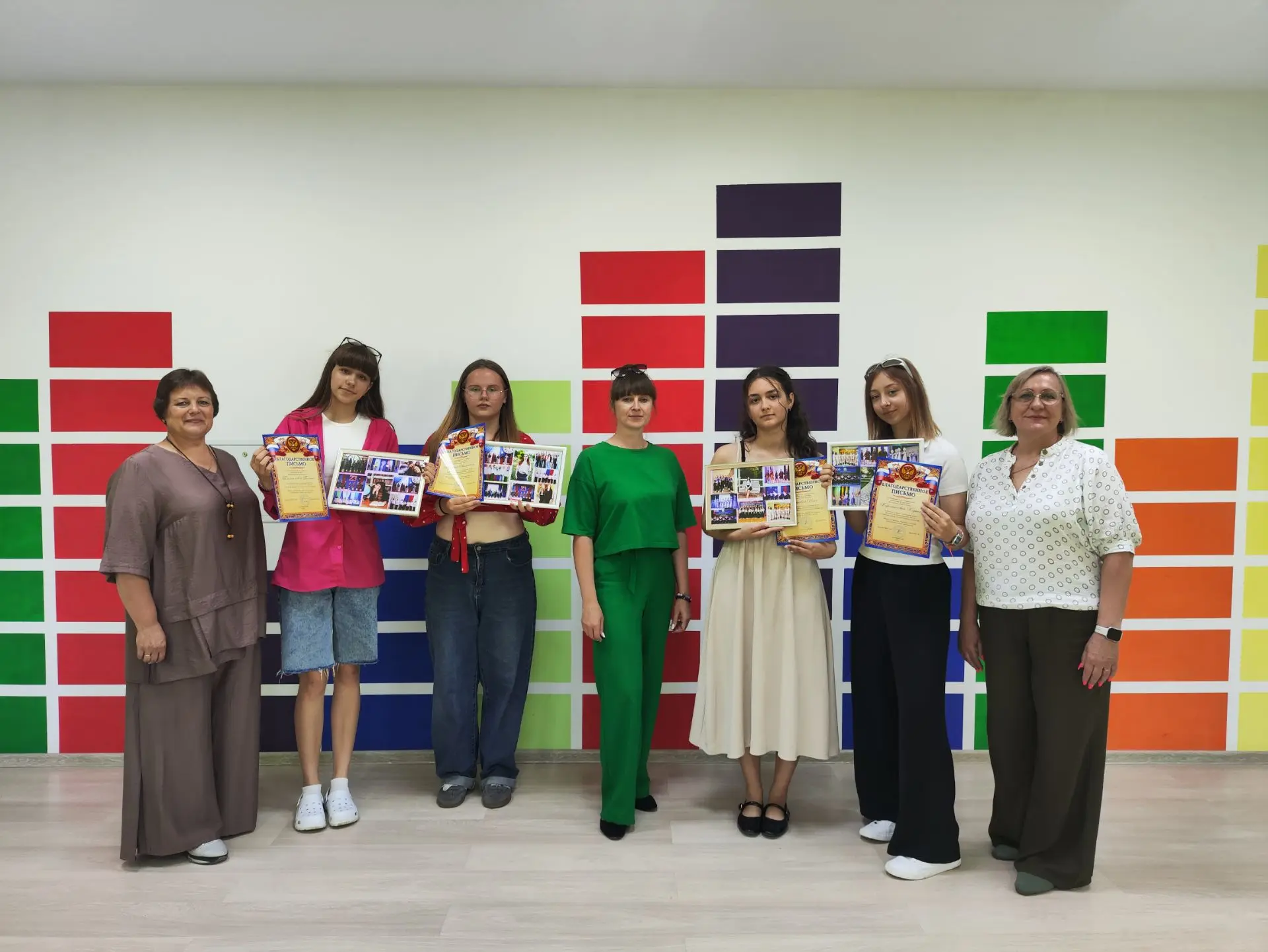 В Мучкапском Доме культуры существует замечательная традиция — чествовать выпускников, которые актив