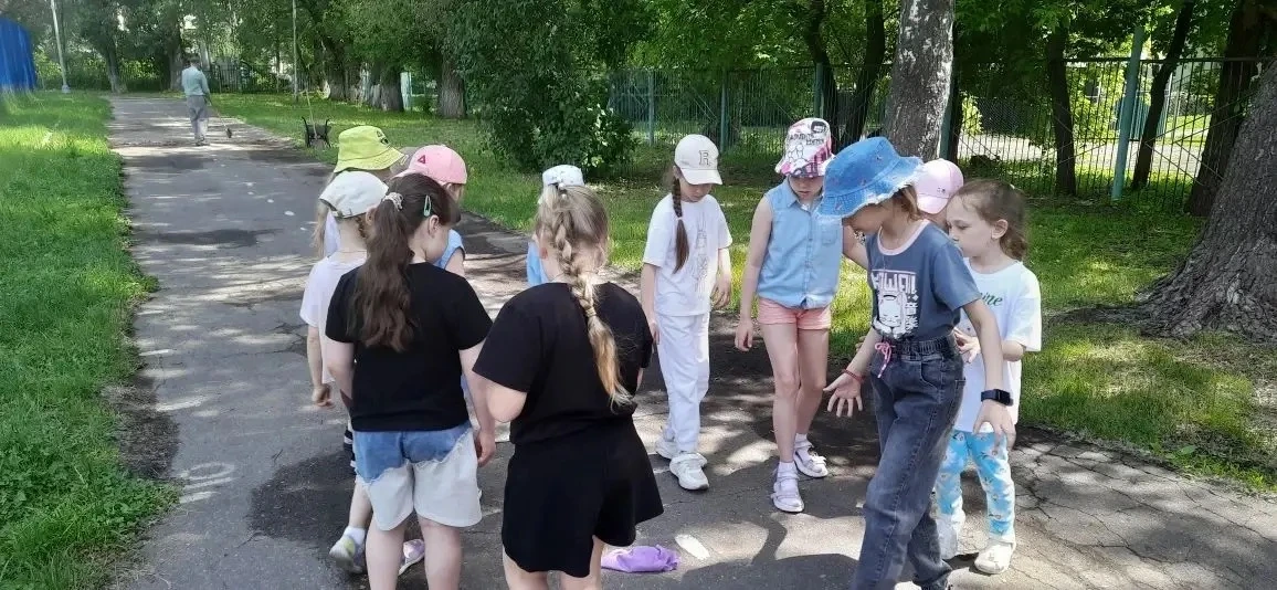 🇷🇺✨ День двенадцатый в нашем пришкольном лагере! ✨🇷🇺
Мы отметили День России и провели его с пол