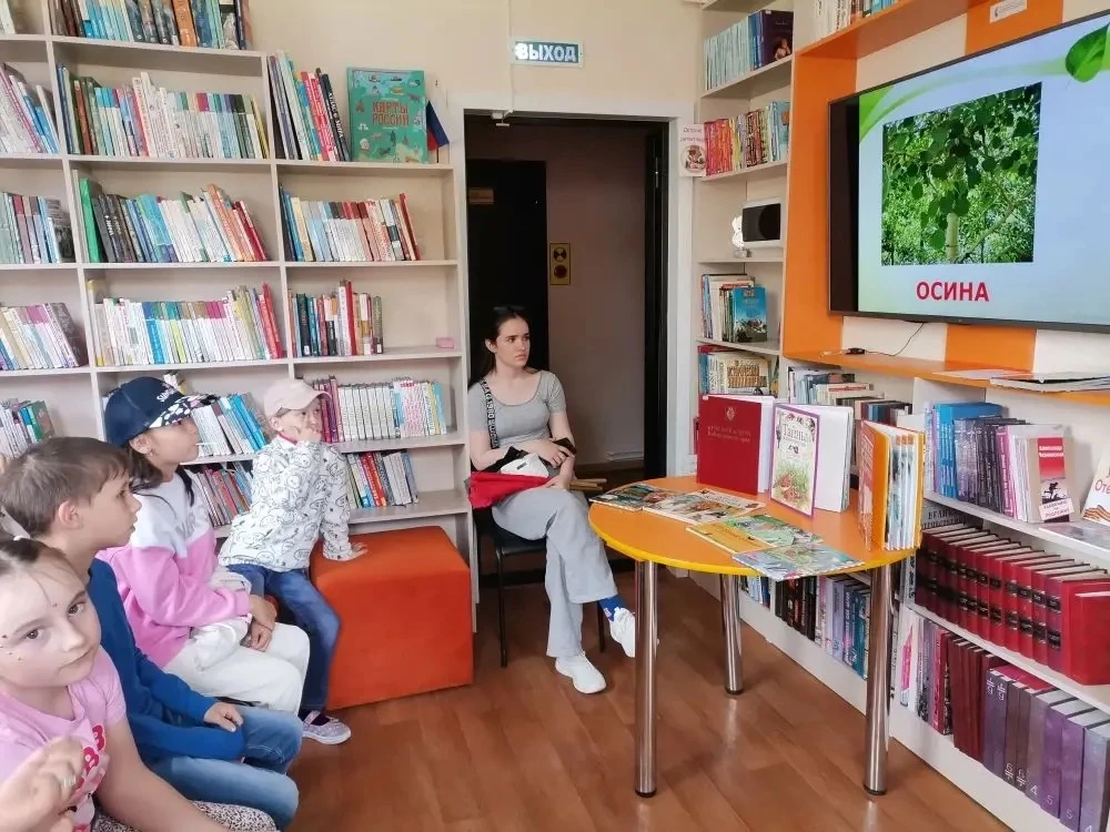 Пришкольный лагерь продолжает радовать своих маленьких друзей. На этот раз мастер -класс «Чудеса 3D 